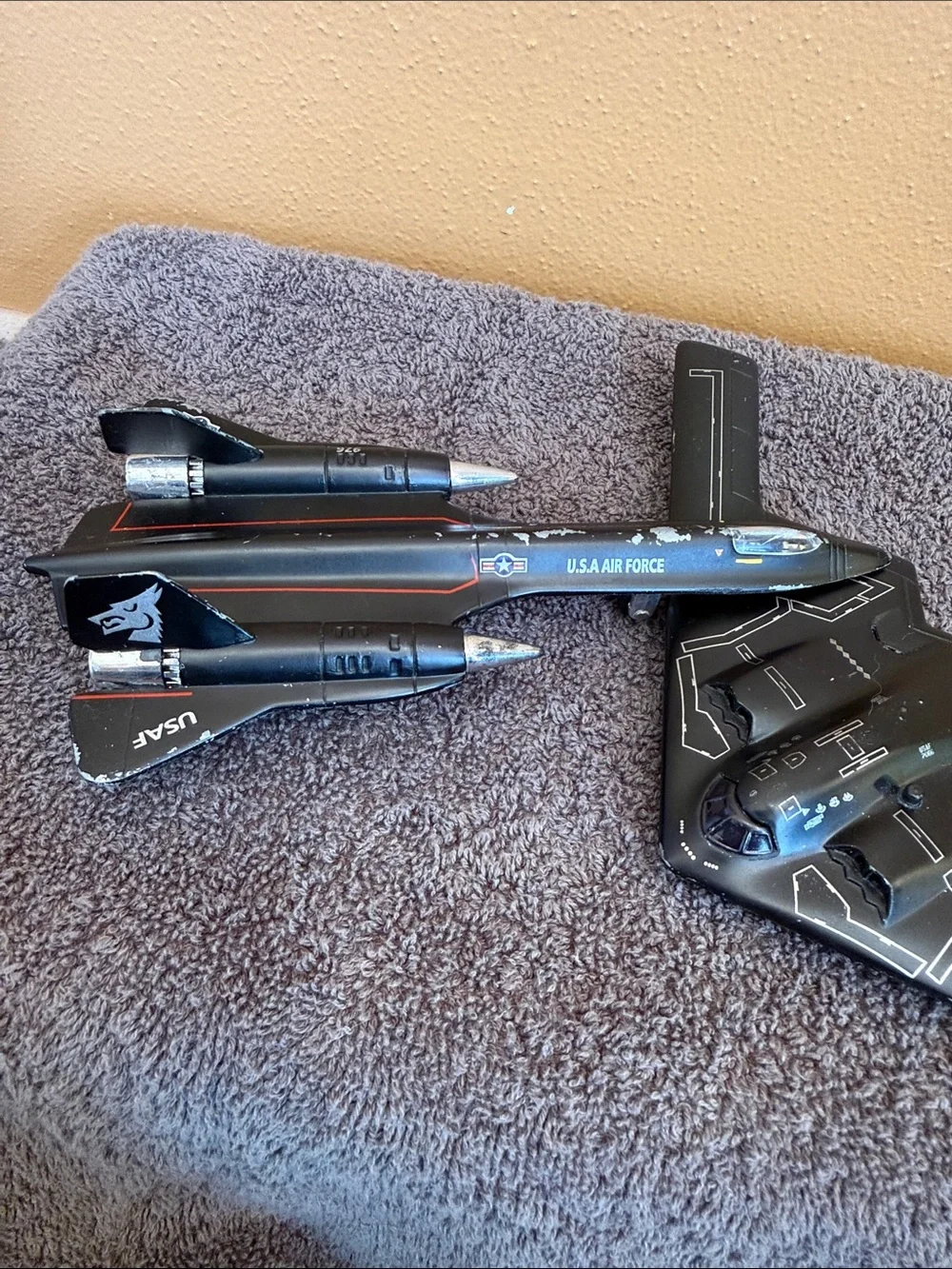 Pull back Air-force toy planes